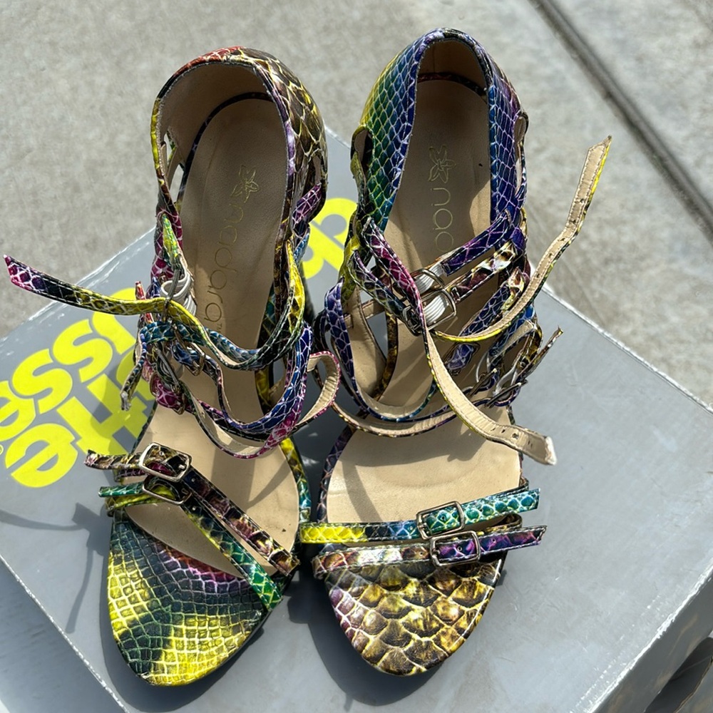 Multi color heels